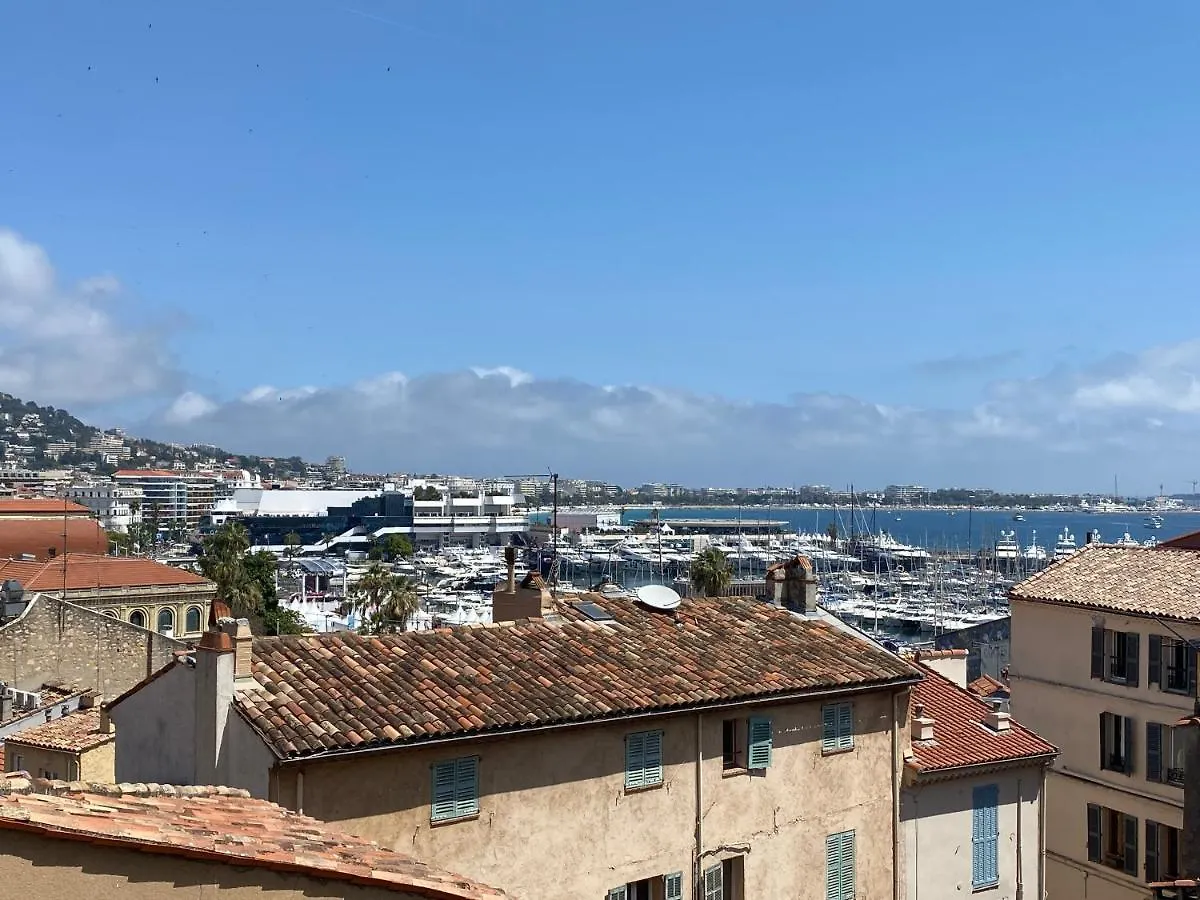 Appartement Le Suquet, Old Town, Cannes Center, 2 Rooms Appt, Public Parking